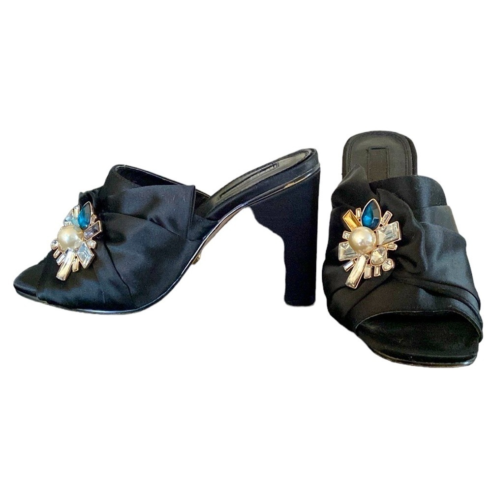 Topshop Women’s Regal Black Satin Mule Sandals with Brooch Size 5.5